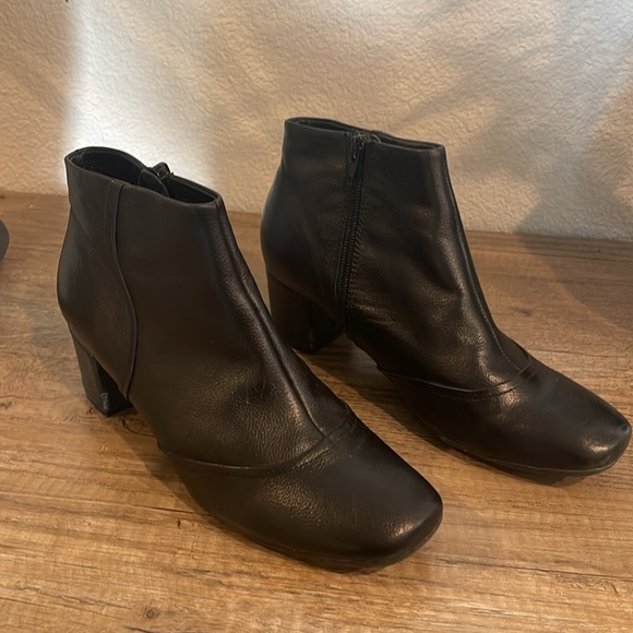 Eddie Bauer ankle boots size 8 - Picture 5 of 6